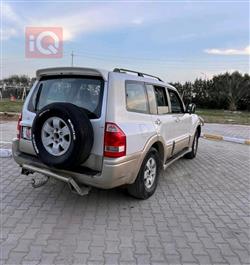 ميتسوبيشي باجيرو